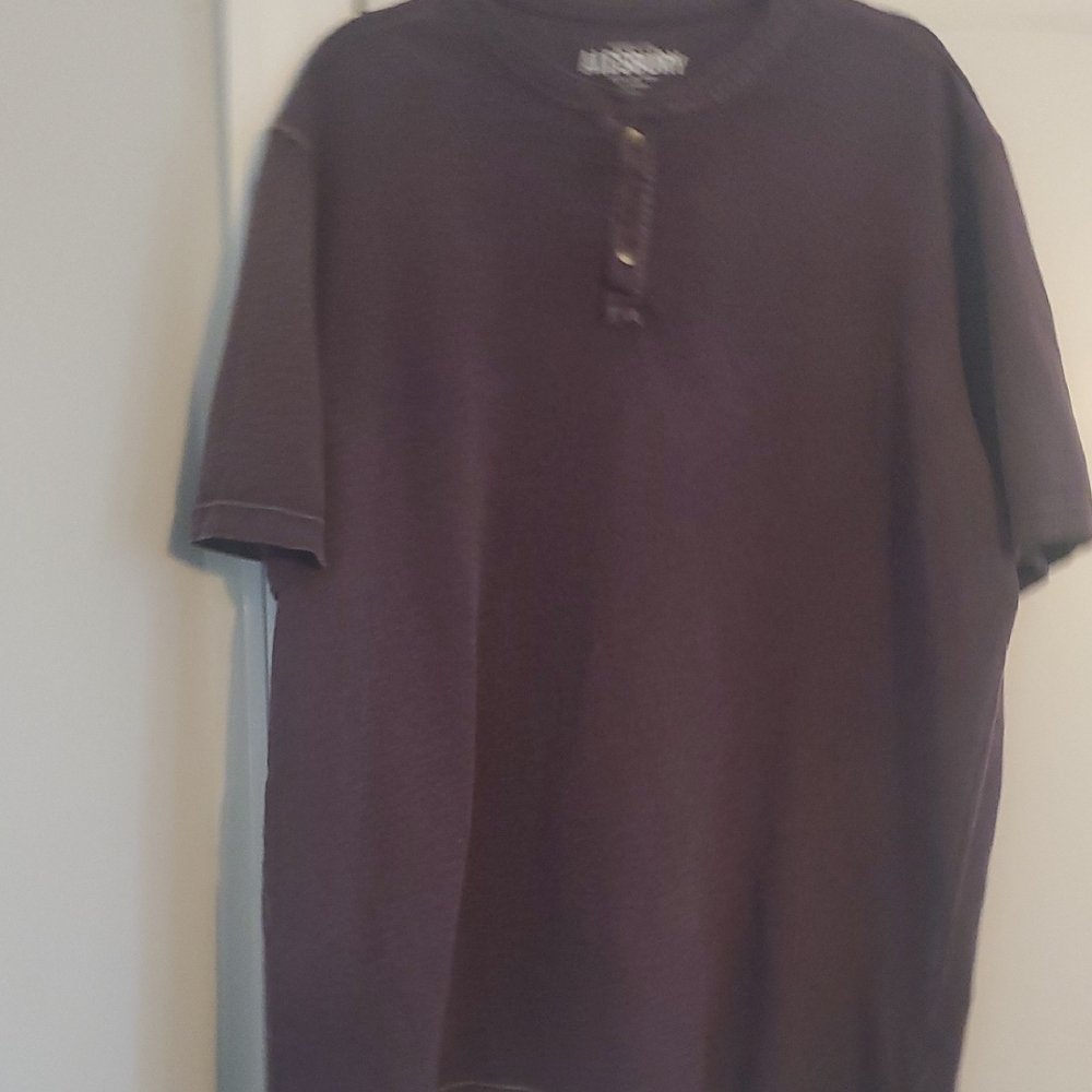 Classic Men's Short Sleeve Henley